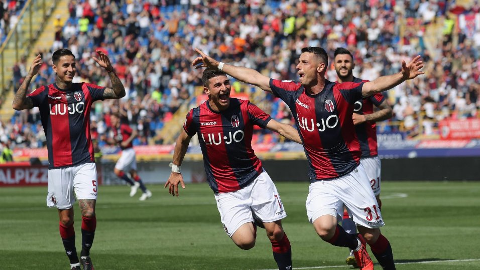 开云下载-包含博洛尼亚后防连续失误，主帅面临重大调整任务的词条