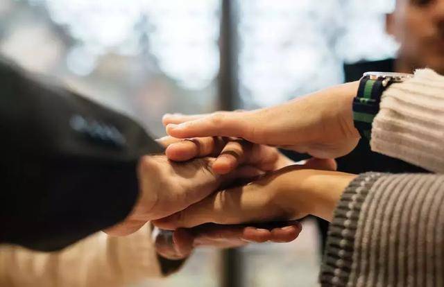 莱加内斯战术打法频繁调整，团队默契欠缺