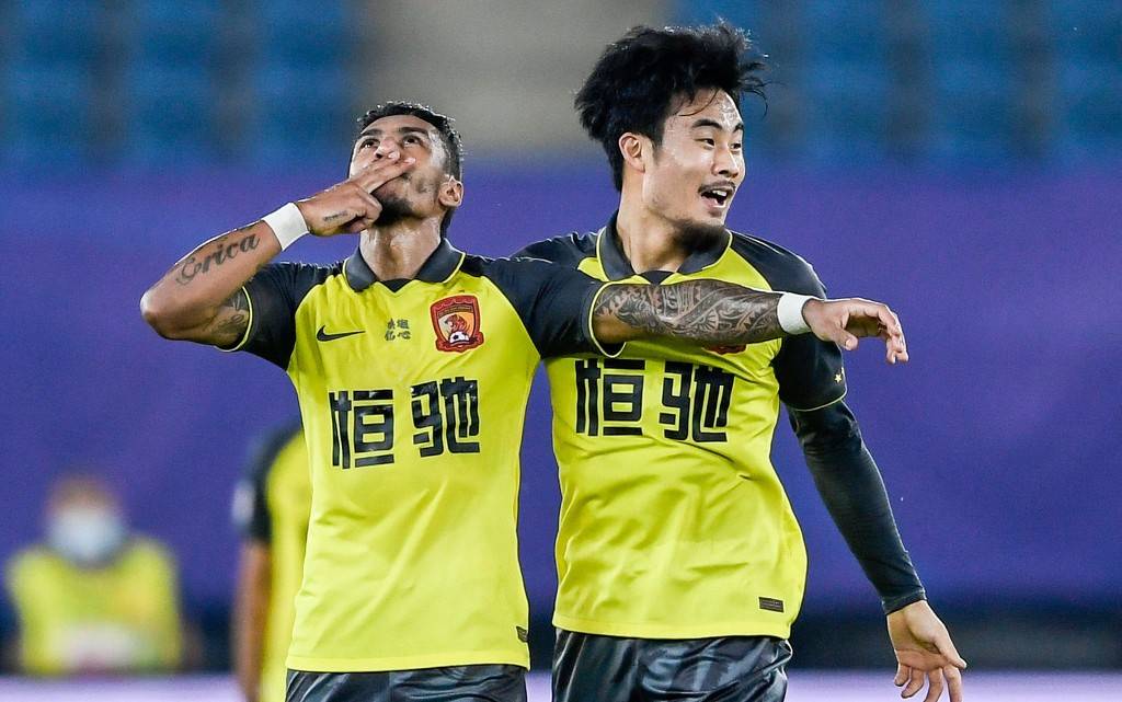 关于建业迎战恒大，全力冲击联赛前四名的信息