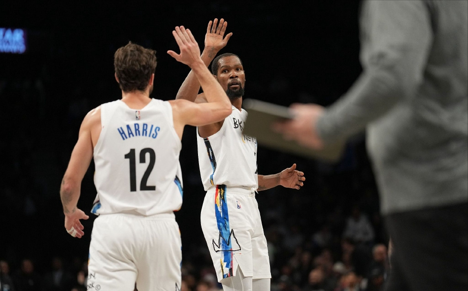 开云体育在线-灰熊不敌篮网，杜兰特领军取胜