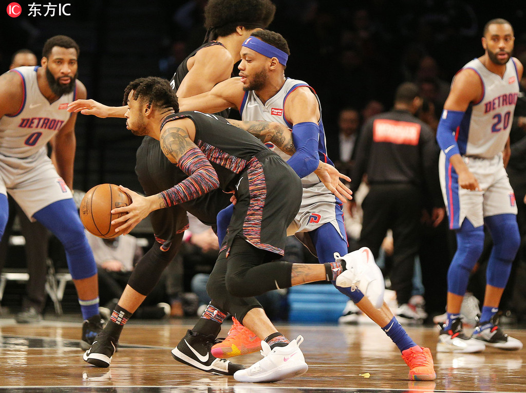 篮网大胜活塞，迎来开赛以来首场胜利