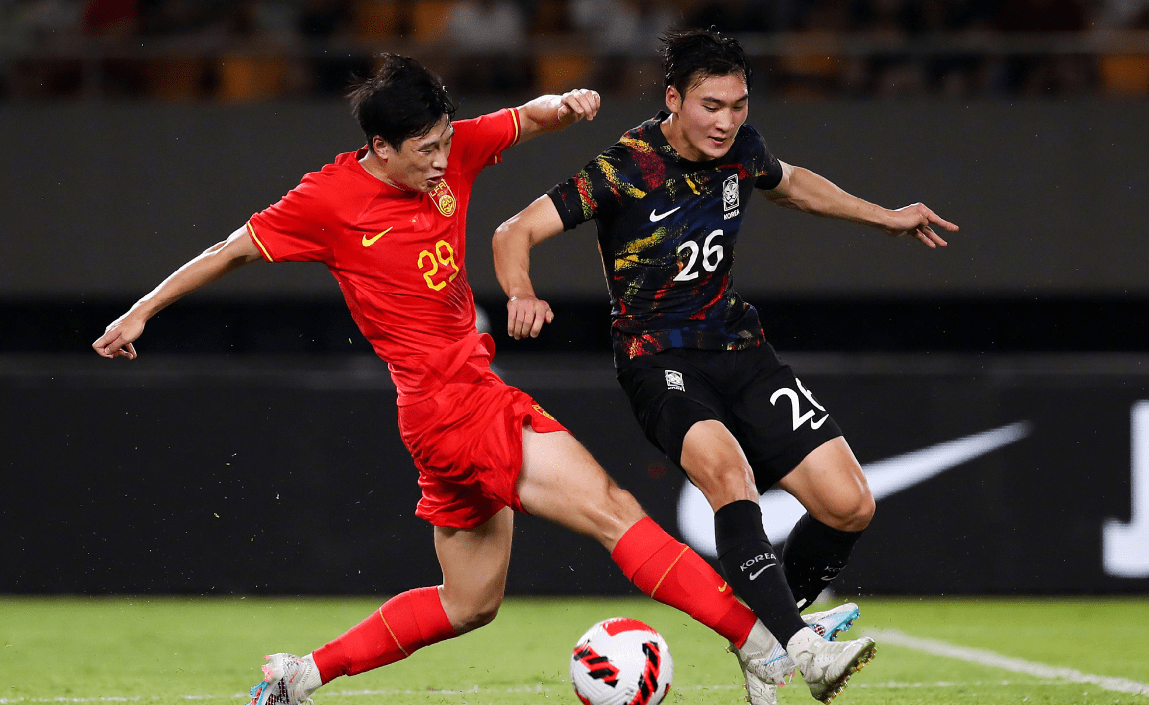 新晋球员崭露头角,成为球队突破口 新晋球员崭露头角,成为球队突破口