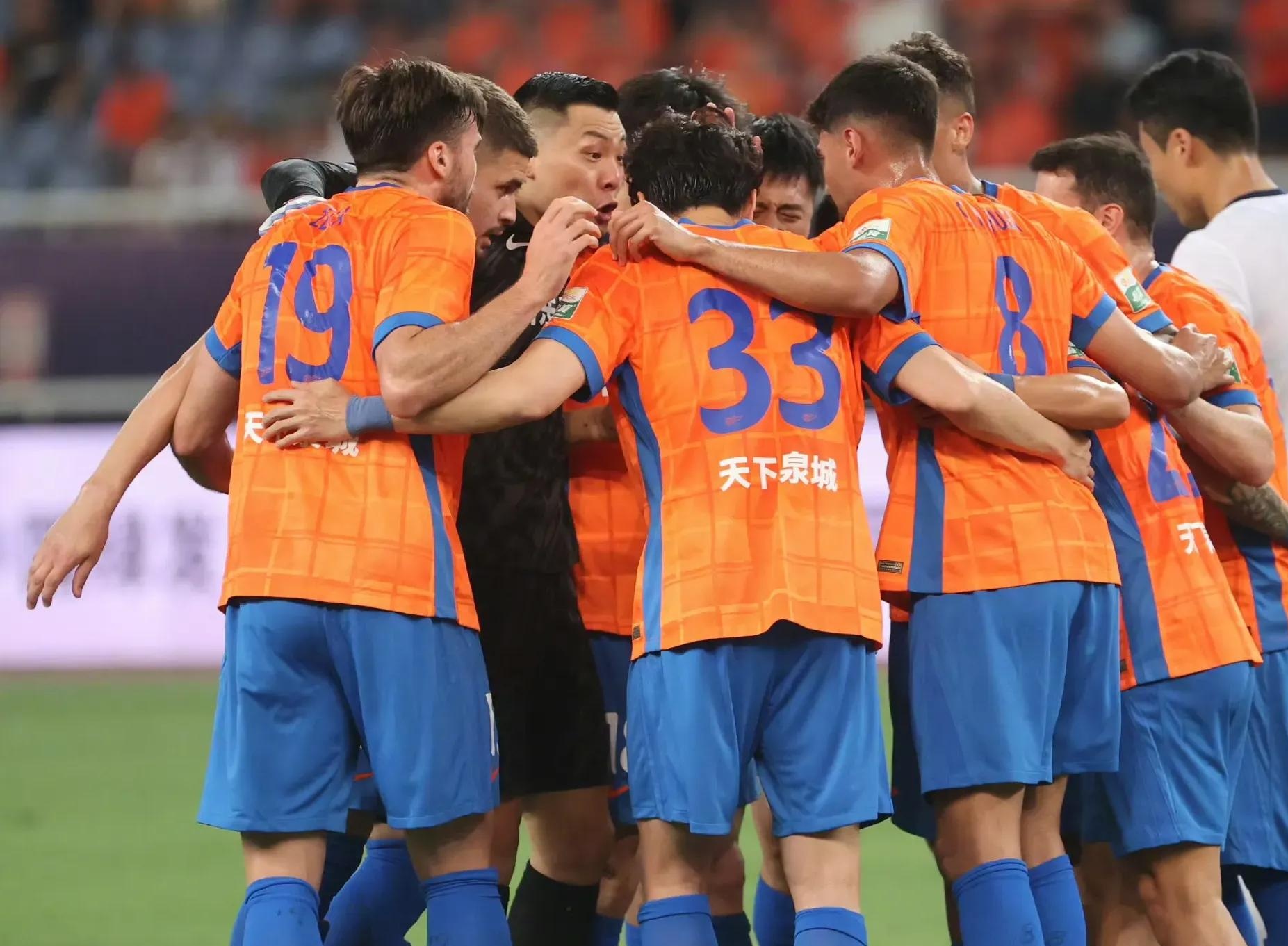 山东队险胜爵士,西亚卡姆带队取胜 山东队险胜爵士,西亚卡姆带队取胜