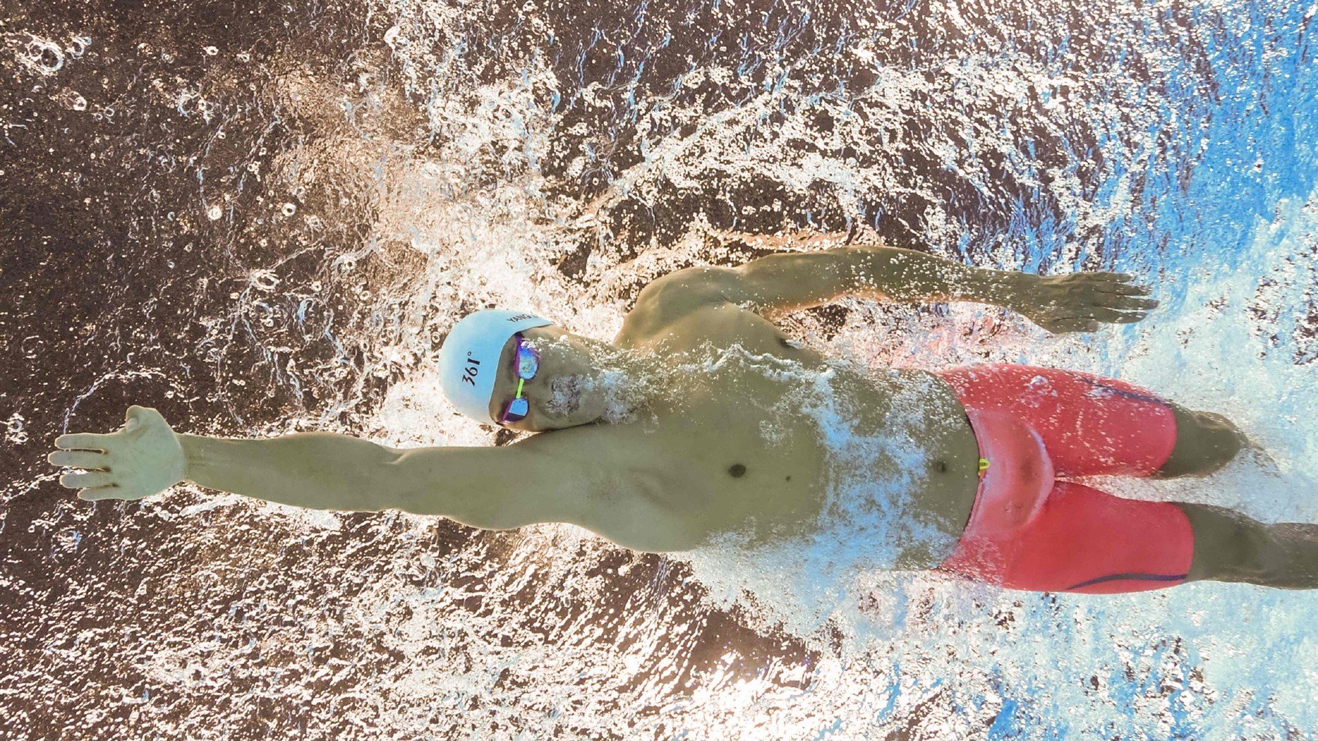 开云体育app-欧冠淘汰赛之夜，文班亚马，今夜唯一的守夜人